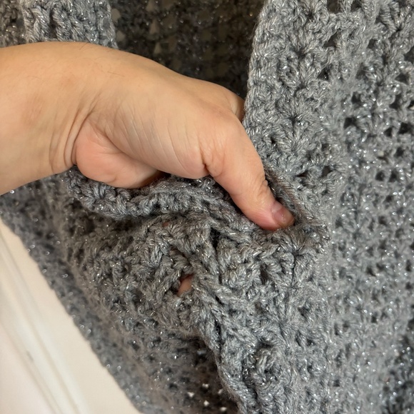 Vintage hand knit sparkle vest - Picture 3 of 6